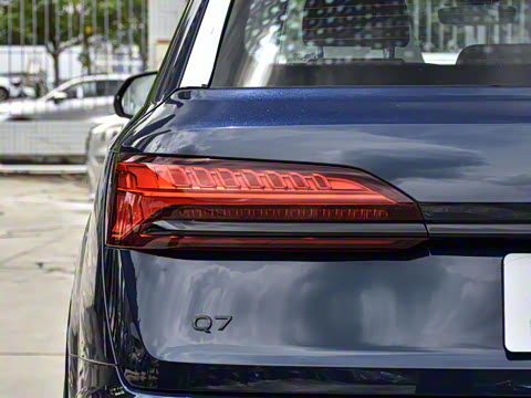 2025�� 45 TFSI quattro S line����ʿ��