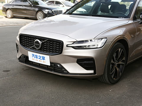 2023�� B4 ��Զ�˶���