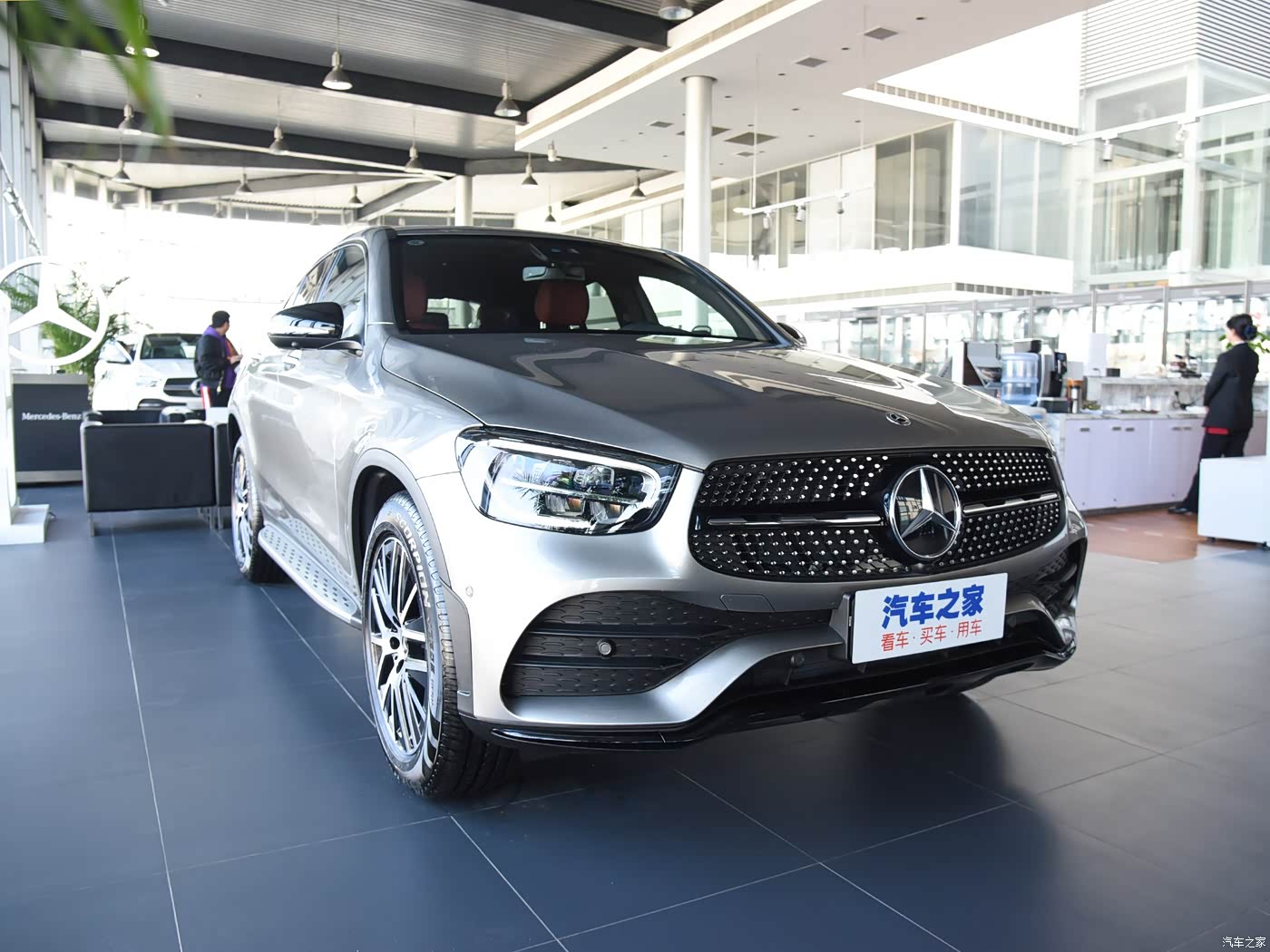 2020款glc3004matic轿跑suv