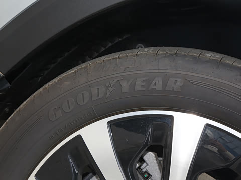 2025�� GLB 220 ʱ����