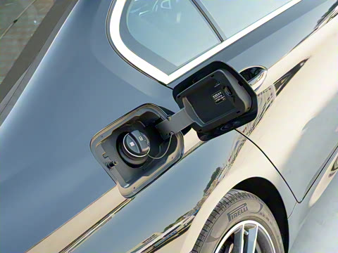 2021�� �Ŀ� 535Le M�˶���װ