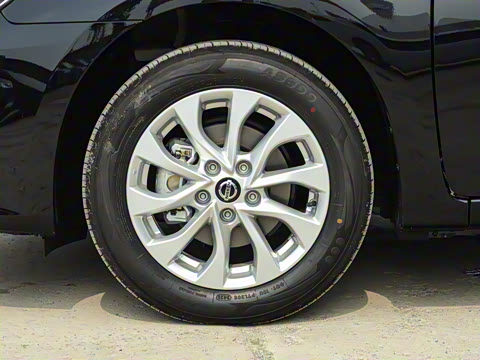 2024�� �Ŀ��� ���� 1.6XE CVT���ʰ�