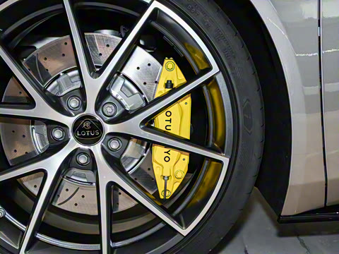 2025�� 2.0T DCT Turbo SE