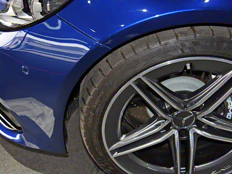 2021�� AMG C 63 ���ܳ�