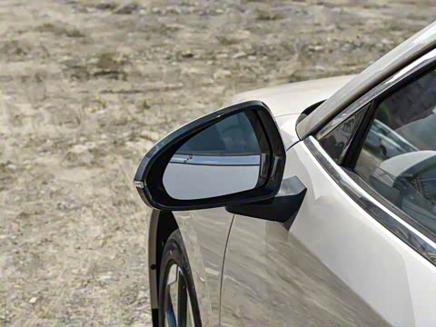 2025�� 610km �����콢��