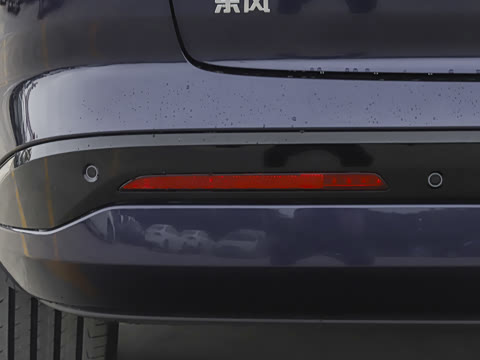 2025�� 210Ultra���Ȱ� 6��