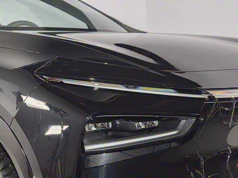 2025�� 702 �������� Ultra