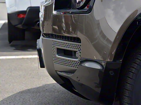 2022�� 110 P400 X-DYNAMIC HSE