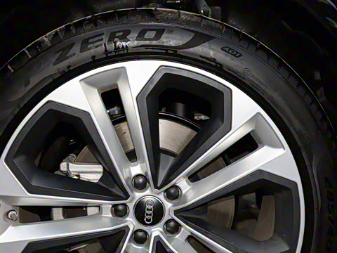 2021�� 55 TFSI quattro S line�����