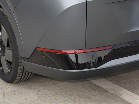 2025�� 650������ Max