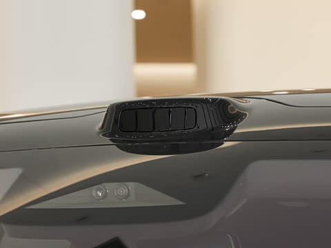 2025�� Ultra ���ܻ��°�