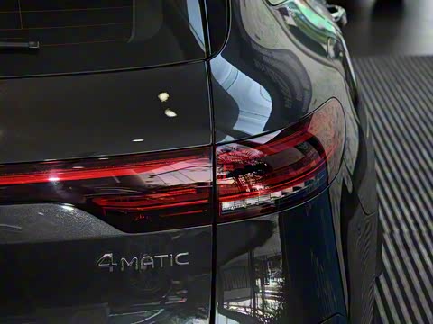 2020�� EQC 400 4MATIC