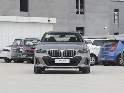 2025�� 530Li xDrive M�˶���װ