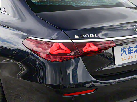 2025�� �Ŀ� E 300 L ʱ����