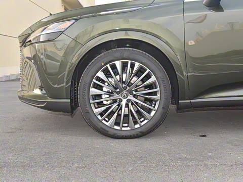 2023�� 450h+ ����������