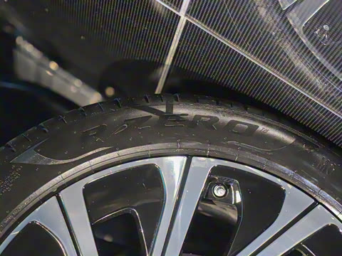 2024�� E 300 L ������