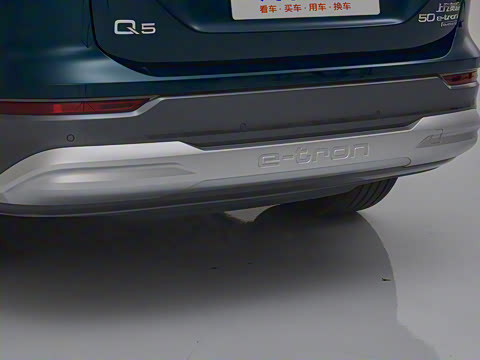 2022�� 50 e-tron quattro ��ҫ�� ������װ