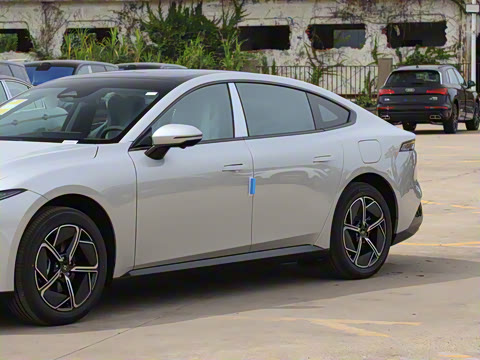 2025�� ���� 550AirѲ����