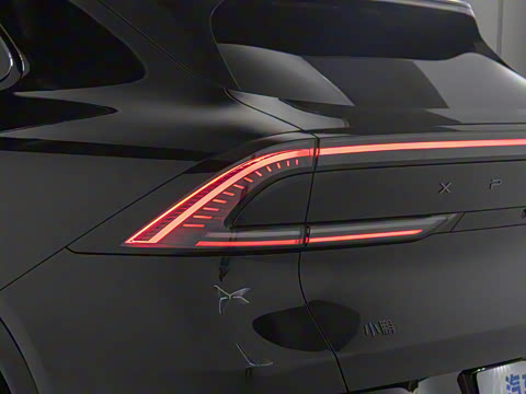 2025�� 702 �������� Ultra