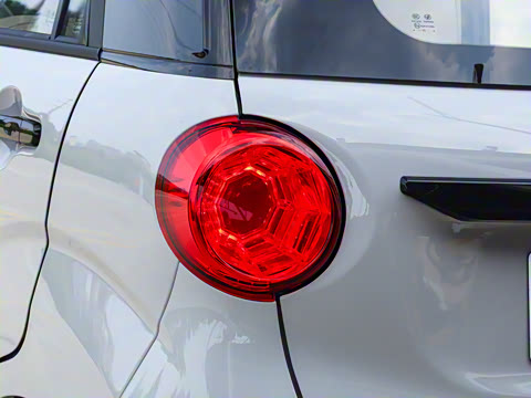 2025�� 210km ����Pro��