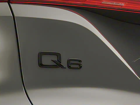 2023�� 45 TFSI quattro Ӱ��ʿ��