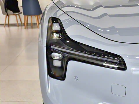 2025�� 600 �������� Max