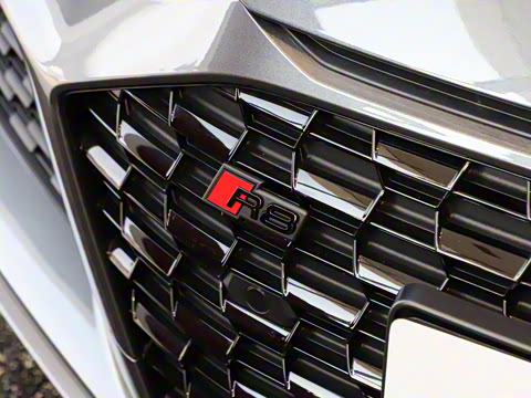 2022�� V10 Coupe performance