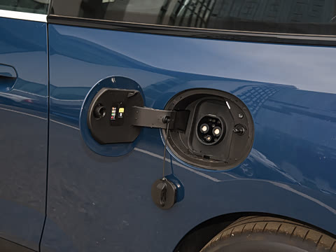 2025�� 456km COOPER E ������