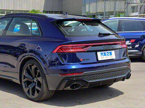 2021�� RS Q8 4.0T ������