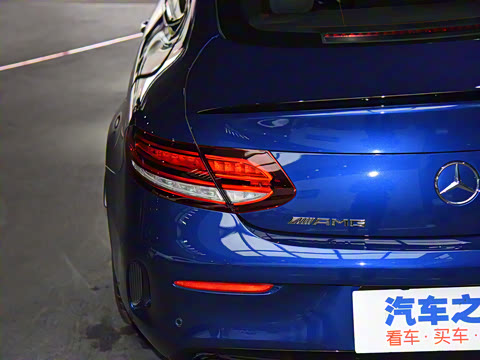 2021�� AMG C 63 ���ܳ�