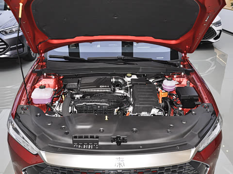 2023��  �ھ��� DM-i 120KM��Խ��