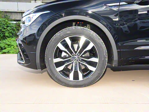 2024�� 330TSI �Զ�����R-LineԽ����