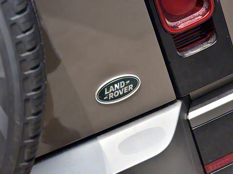 2022�� 110 P400 X-DYNAMIC HSE