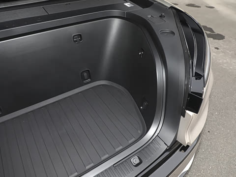 2025�� Ultra ������