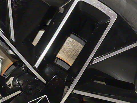 2025�� �Ŀ� Max ���̰�