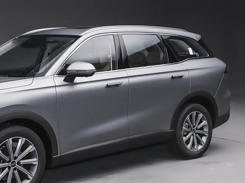 2025�� 2.0T ��������� 5��