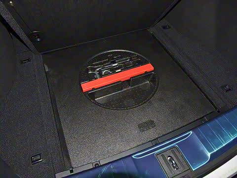 2019�� 240TURBO ������Ӣ��