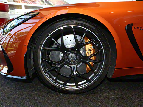 2025�� 63 S E Performance