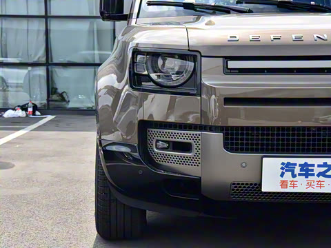 2022�� 110 P400 X-DYNAMIC HSE