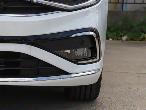 2025�� �Ŀ� 300TSI DSG���а�