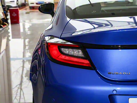 2023�� 2.4L �ֶ�10��������