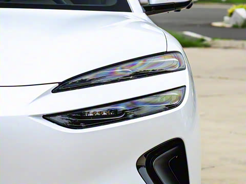 2025�� EV 605�캽Plus��