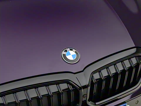 2025�� 330i 50����������