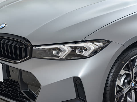 2025�� 330Li 50����������