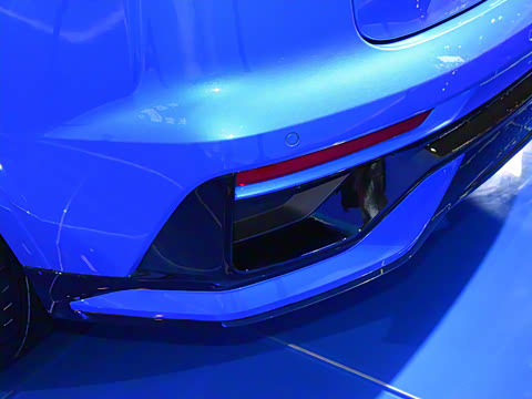 2022�� EcoBoost 245 ST-Line