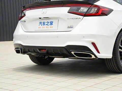 2025�� HATCHBACK 240TURBO �ֶ��ھ���