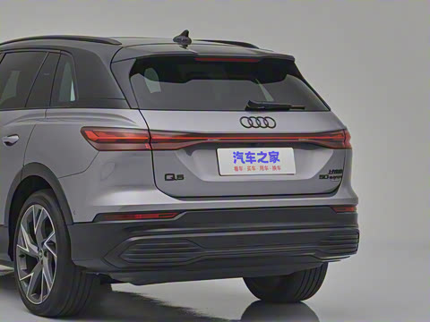 2023�� 50 e-tron quattro ��ҫ�� Ӱ��ʿ��