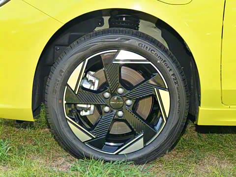 2023�� R600 ������