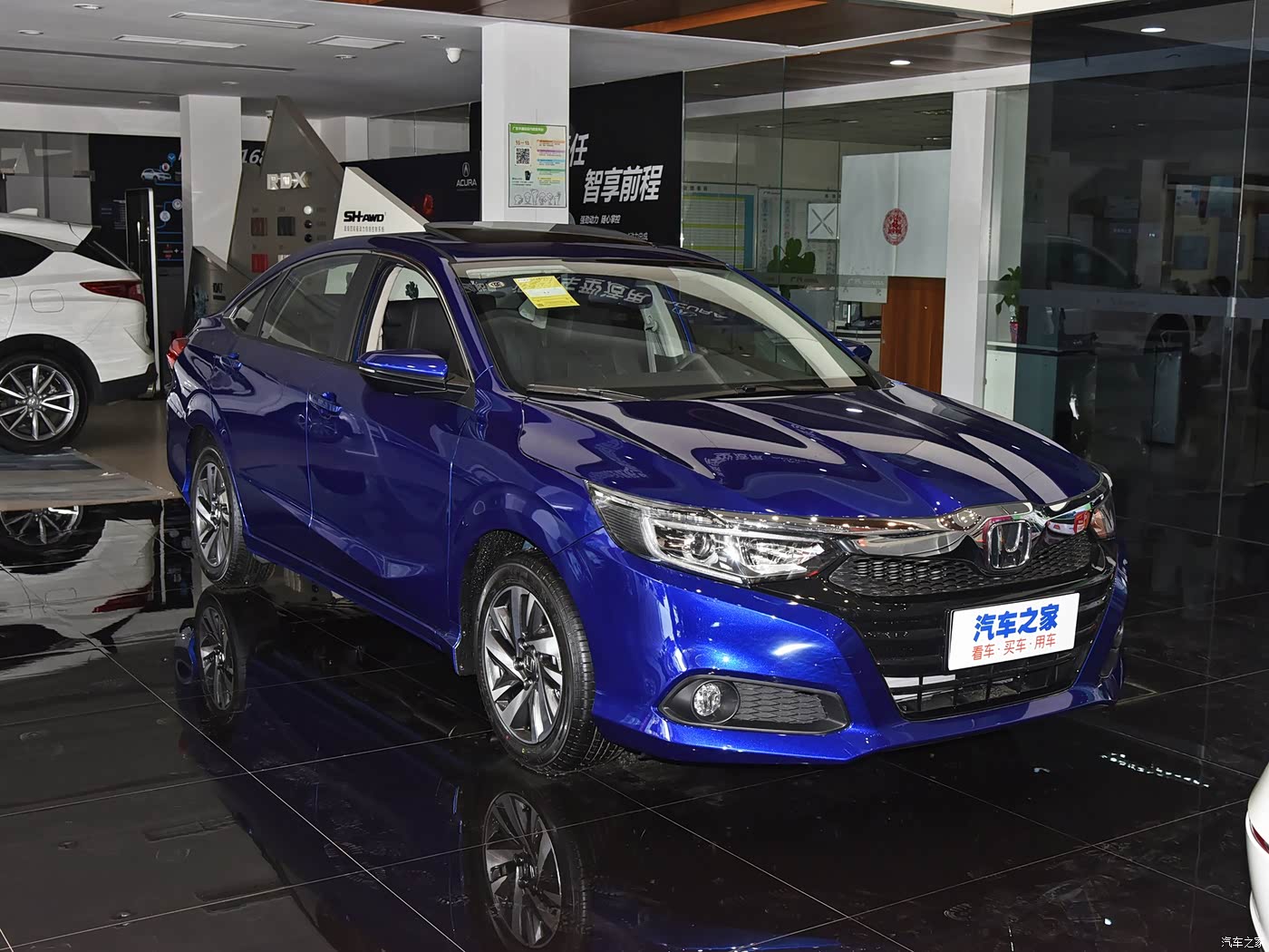 国vi查看高清图分类:外观(6张)细节(36张)展开全部外观颜色:极光蓝