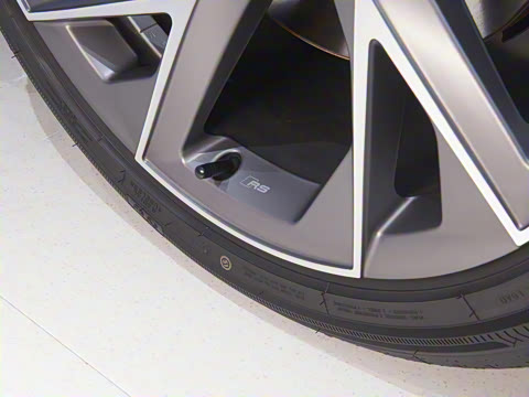 2023�� 40 e-tron ��ҫ�� Ӱ��ʿ��